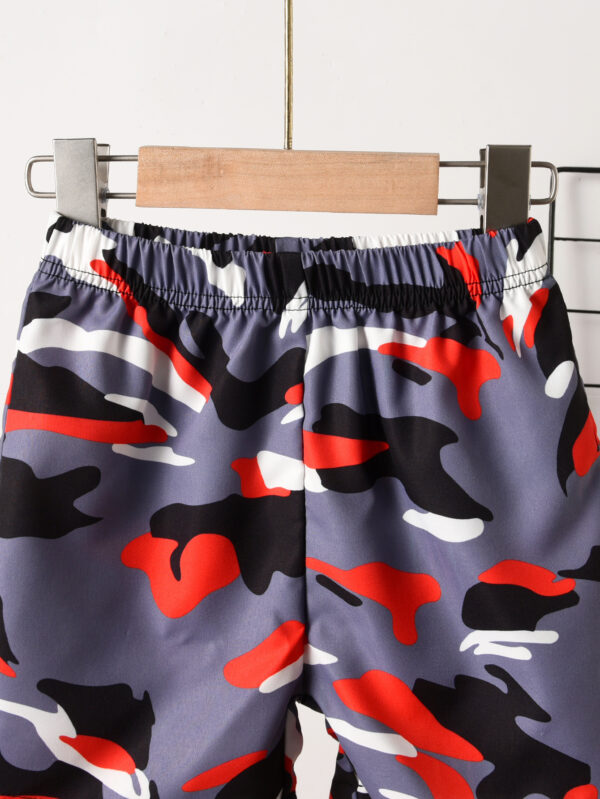 Boys&apos; summer new fashion letter pattern round neck short-sleeved T-shirt and camouflage sports shorts set - Image 9