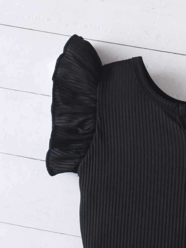 Girls Summer Fashion Small Flying Sleeve Top + Loose Pleated Shorts + Waistband Shorts Set - Image 4