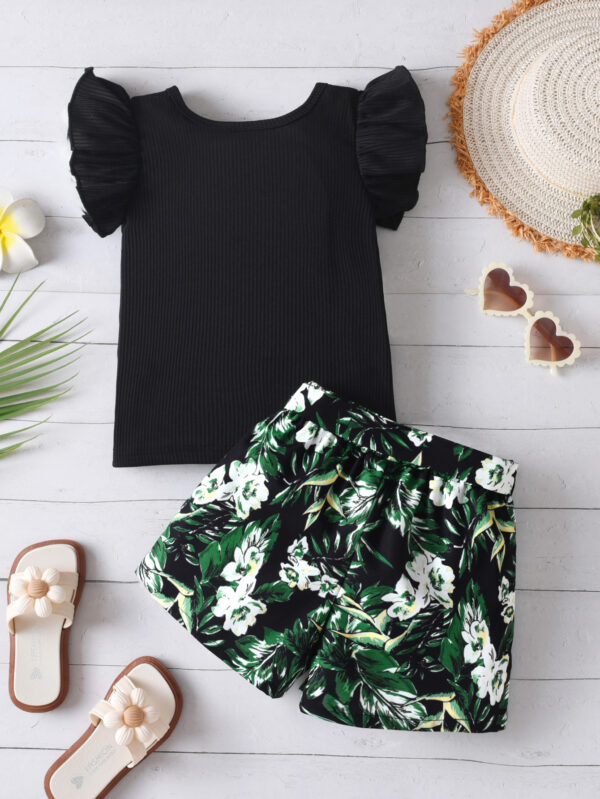 Girls Summer Fashion Small Flying Sleeve Top + Loose Pleated Shorts + Waistband Shorts Set - Image 2