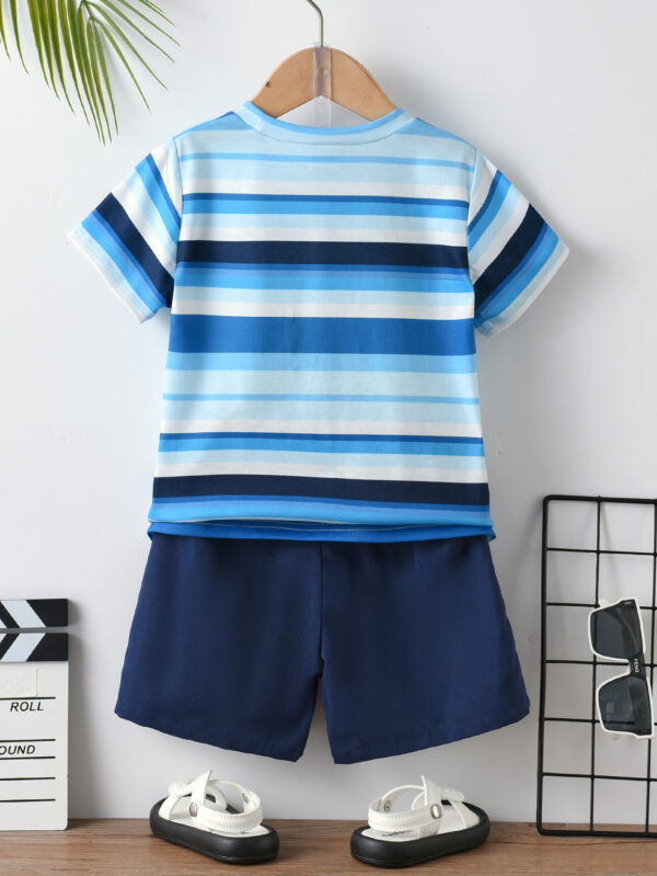 Boys summer fashion breathable and comfortable fabric irregular horizontal stripes pattern short-sleeved shorts suit combination - Image 2